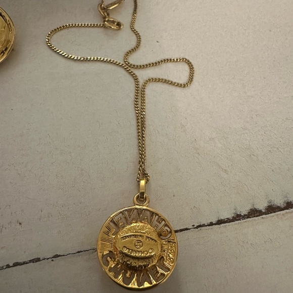 Price Drop!! Chanel necklace and earrings. Great condition! - Picture 4 of 4